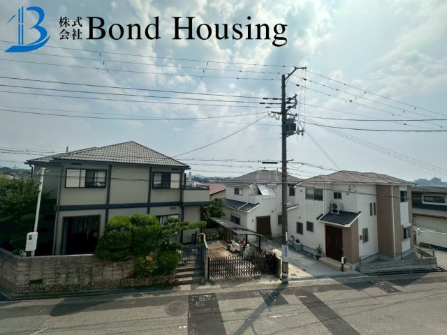 小中学校徒歩10分圏内・お車2台駐車可能　神陵台10期　1号棟の展望