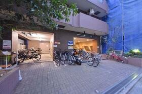 シティハイツ両国の駐車場