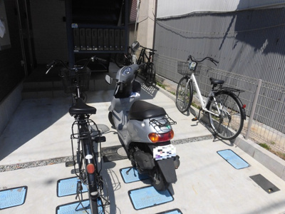 【駐車場】 | レジア大桐 | 敷地内自転車置き場です。