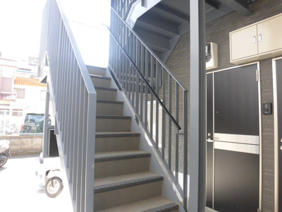 【その他共用部分】 | レジア大桐 | 共用階段です。
