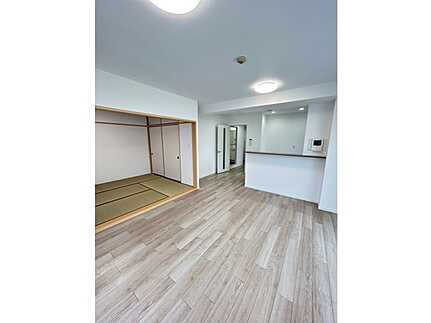 Ｊｃｉｔｙ古市駅前の居間・リビング