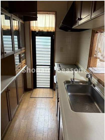 【キッチン】 | キッチンには食器洗機もあるので食後のお片付けに大活躍してくれます◎
お掃除楽々な「IHクッキングヒーター」を搭載しています☆