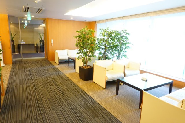 ジオグランデ梅田のロビー