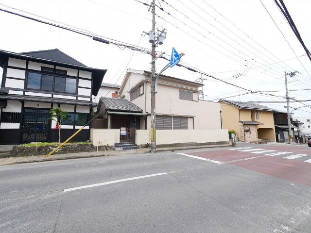 高畑町店舗