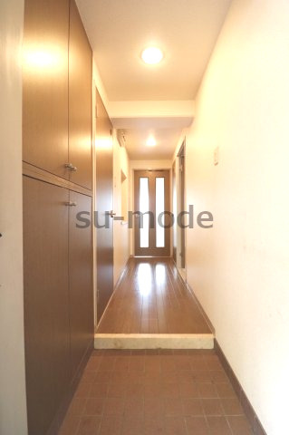 フォーロハーモネートの玄関