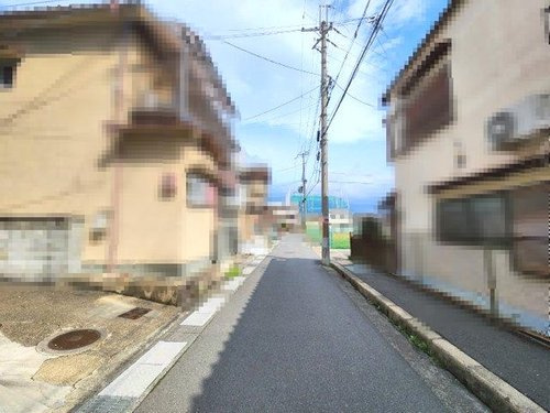 鶏冠井町荒内の前面道路含む現地写真