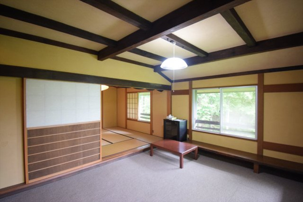 【居間・リビング】 | 東急天城高原別荘地　戸建