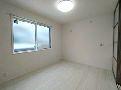 【洋室】 | ソラーナ小松原