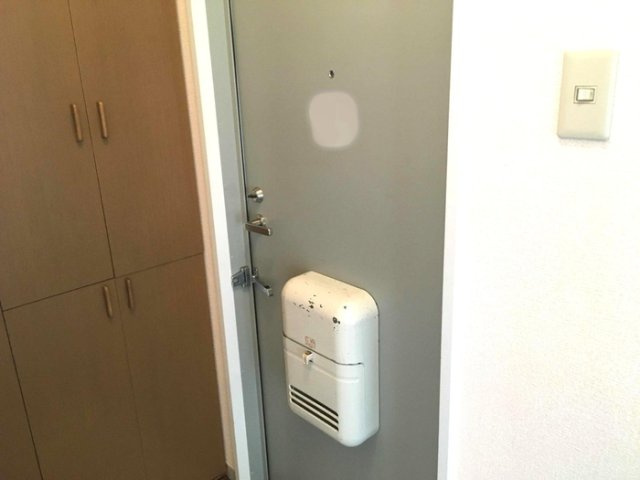 メゾンクレールＣの玄関