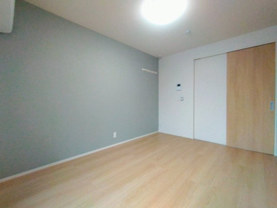 【洋室】 | ソラーナ小松原