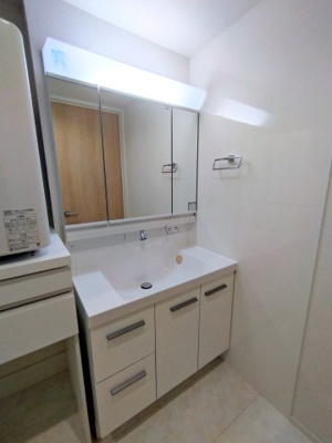 【独立洗面台】 | ソラーナ小松原