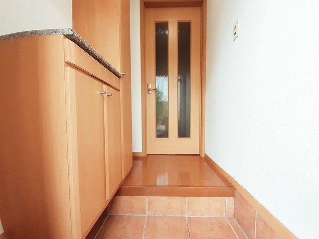 アップルヒル壱番館の玄関