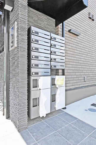 グランクオール鷺ノ宮のその他共用部分|宅配ボックス　メールボックス