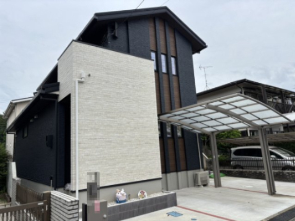 野田市五木新町　中古戸建　令和5年築の外観|目を引くオシャレでかっこいいデザインの外観です！！