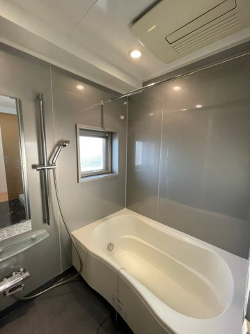 ピアッツァレント今井町の浴室|浴室乾燥暖房機付き