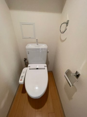 ピアッツァレント今井町のトイレ|温水洗浄便座付きトイレ