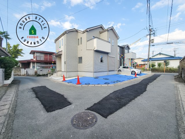熊本市東区下江津1丁目第1-2棟（A号棟）の前面道路含む現地写真|見学の時間などお気軽にお問い合わせ下さい。