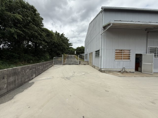 山崎倉庫の駐車場