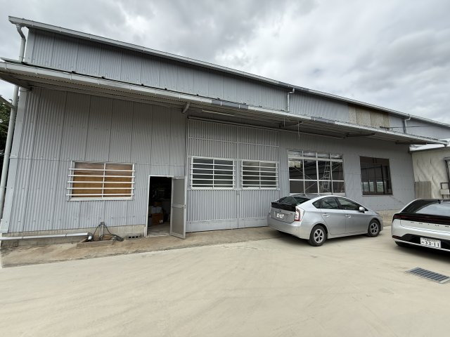 山崎倉庫の駐車場