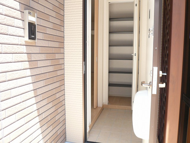 シュー　スウィートの玄関|玄関