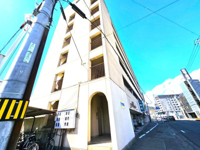 【エントランス】 | 海出ビル | 毎日通るエントランスはこのようになっています