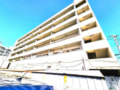 【外観】 | 海出ビル | 外観は落ち着いています