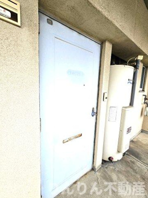 【玄関】 | 海出ビル | 毎日通る玄関はこちらです