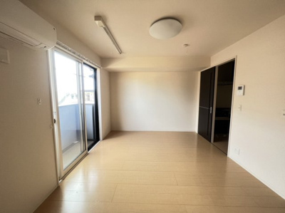 【洋室】 | ナチュールコート