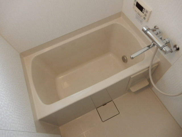 クローバー広畑才の浴室