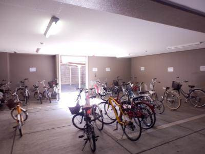 リーガル京都河原町Ⅲの駐車場|駐輪場