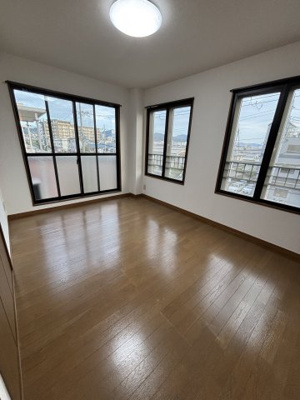 【洋室】 | スターハウス