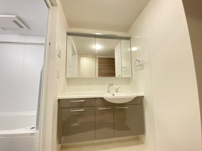 【独立洗面台】 | SOMA SAKAI | 独立洗面台あり、毎朝おしゃれに忙しい女性の方におすすめです