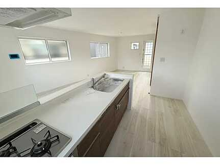 広島市佐伯区八幡東2丁目　新築一戸建て(全3棟)のキッチン