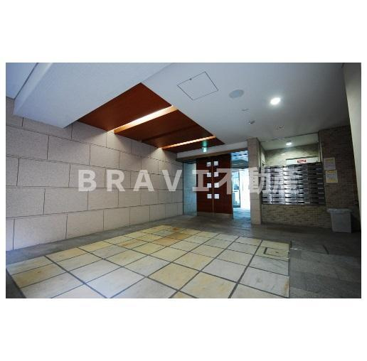 アスヴェルタワー大阪城WEST　BRAVI不動産のロビー|【アスヴェルタワー大阪城WEST】清潔なロビーです