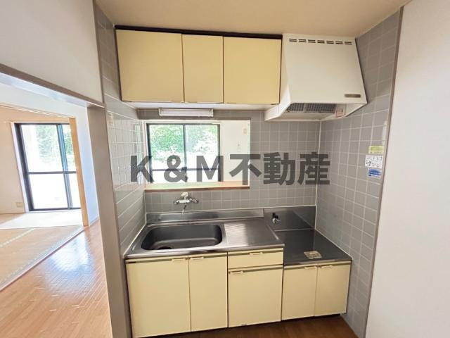 コーポピオーネⅡのキッチン|コンパクトなキッチンで掃除もラクラク