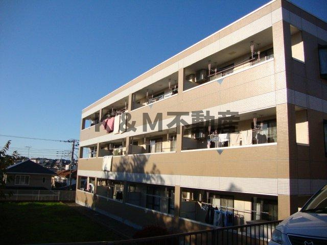 コーポピオーネⅡの庭|お庭で自由な時間を過ごせます