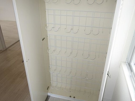 ベルシェ岡本の玄関