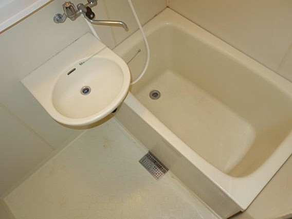 ベルシェ岡本の浴室