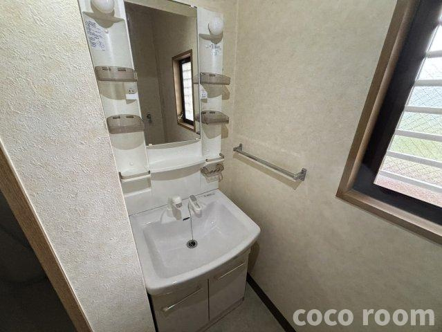 エスポワール女神の独立洗面台