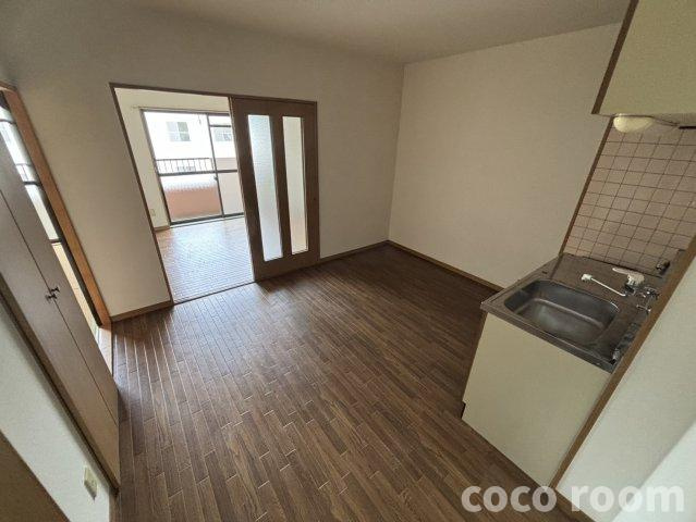 エスポワール女神の居間・リビング