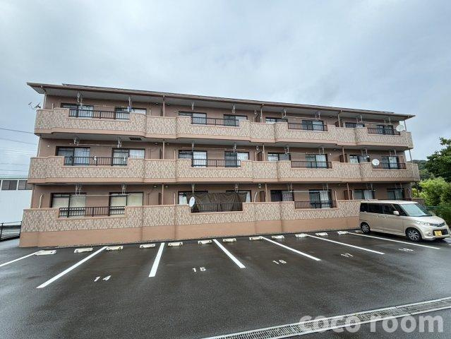 エスポワール女神の外観