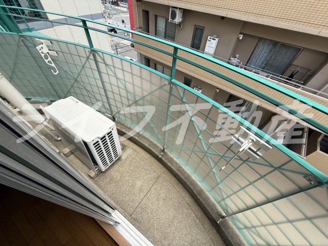 シティパレス21玉造のバルコニー|広々としたバルコニーです