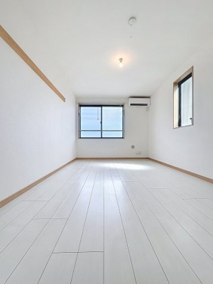 【居間・リビング】 | ウィンヒル下藤沢 | ★快適なくつろぎ空間★