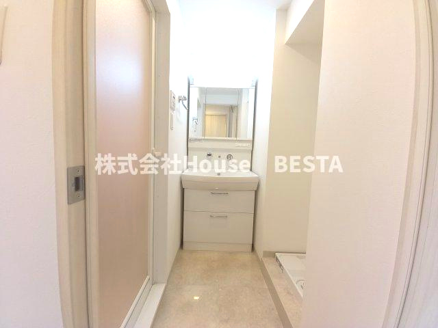 プレジオ神戸WESTの独立洗面台