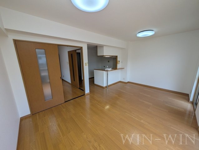 サンフィオーレ中郷の居間・リビング