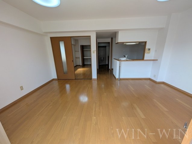 サンフィオーレ中郷の居間・リビング