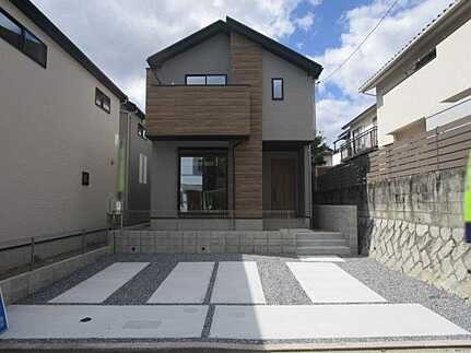 広島市安佐南区安東4丁目　新築一戸建て(全3棟)の外観