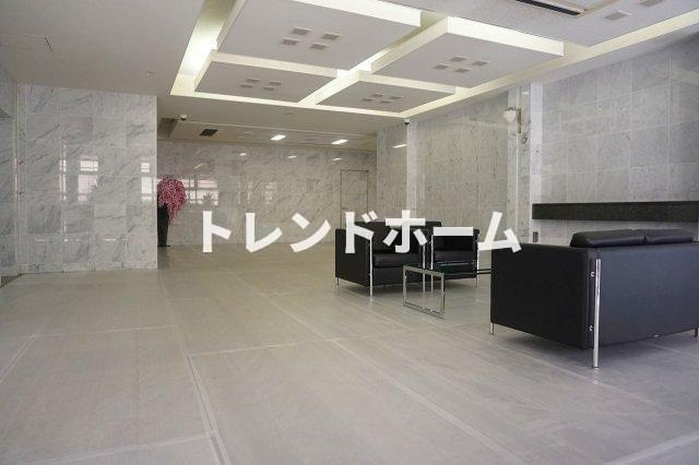 リーガル江戸堀ウエストパークのエントランス|選べる家電プランあり！！