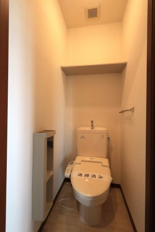 ラフォーレ福居11のトイレ|2025年9月撮影。