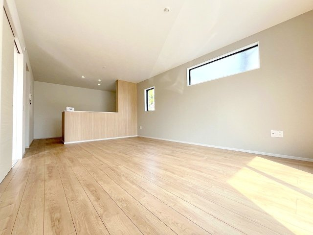 立川市西砂町2丁目　新築戸建全1棟の居間・リビング